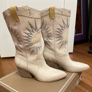 Dolce Vita ivory leather embroidered boots. Size 6. New in box, never worn